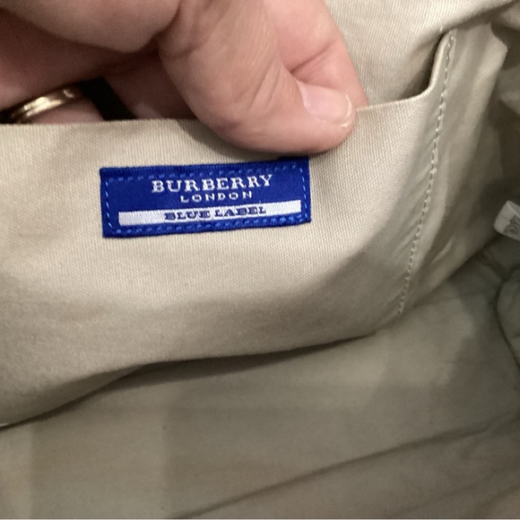 Burberry of London Blue Label rose gold metallic shoulder bag - Picture 9 of 16